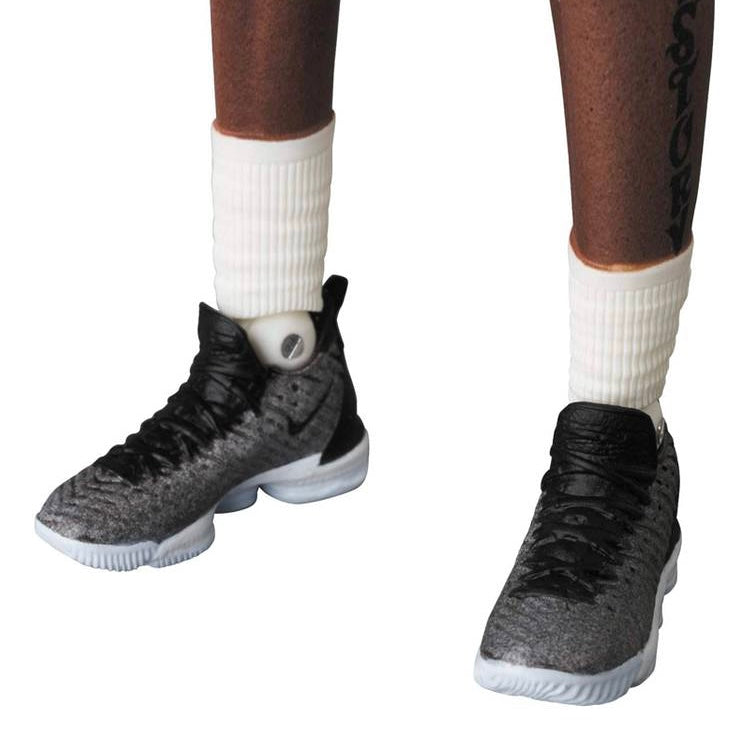 Medicom MAFEX Lebron James Lakers Home Team Boxset