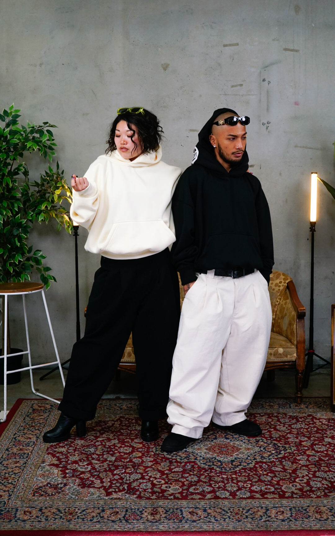 OZMNL Ying Yang Double Hoodie Black