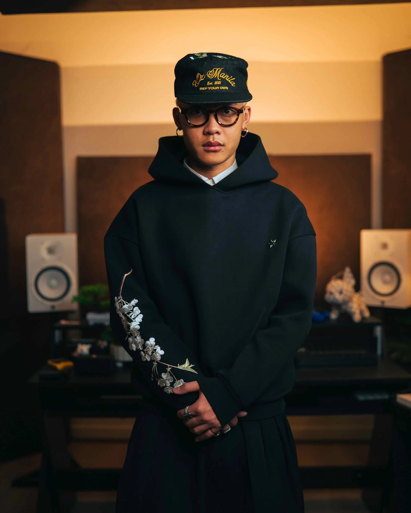 OZMNL Sampaguita Luxury Hoodie Black
