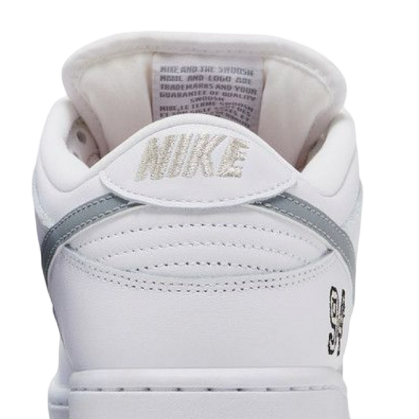 Supreme x Nike SB Dunk Low Pro QS Racer Blue Metallic Silver