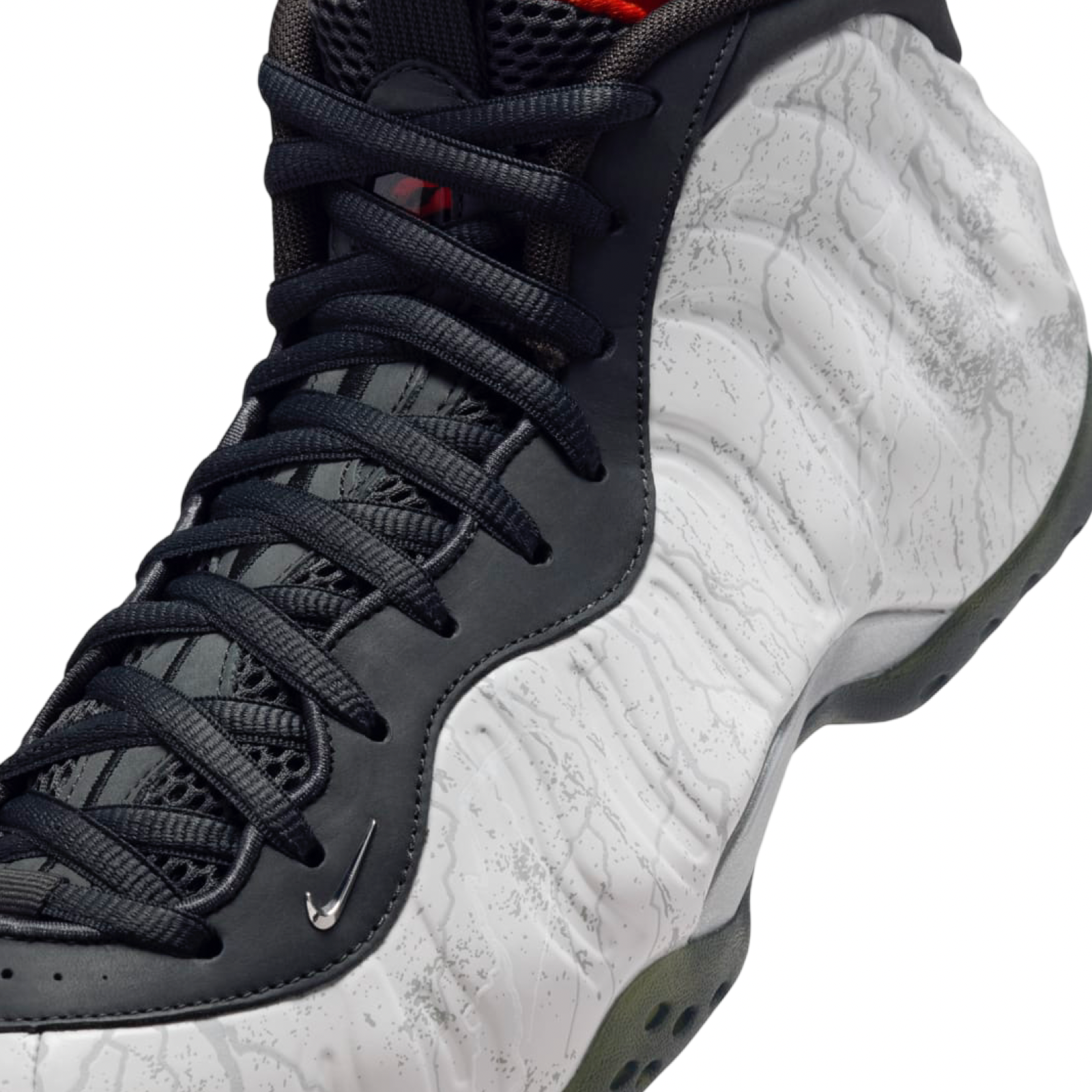 Nike Foamposite Tekken 8 Jin Kazama Photon Dust Metallic Dark Grey Off Noir