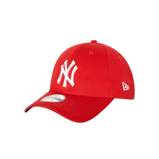 New Era 940 Pre Curved New York Yankees Scarlet Red White