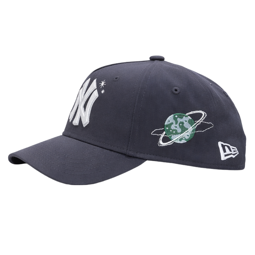 New Era 9Forty A-Frame Planets New York Yankees Grey Snapback Cap