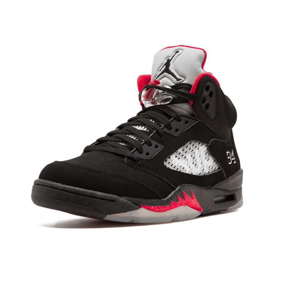 Supreme x Air Jordan 5 Retro Noir Varsity Rogue Red