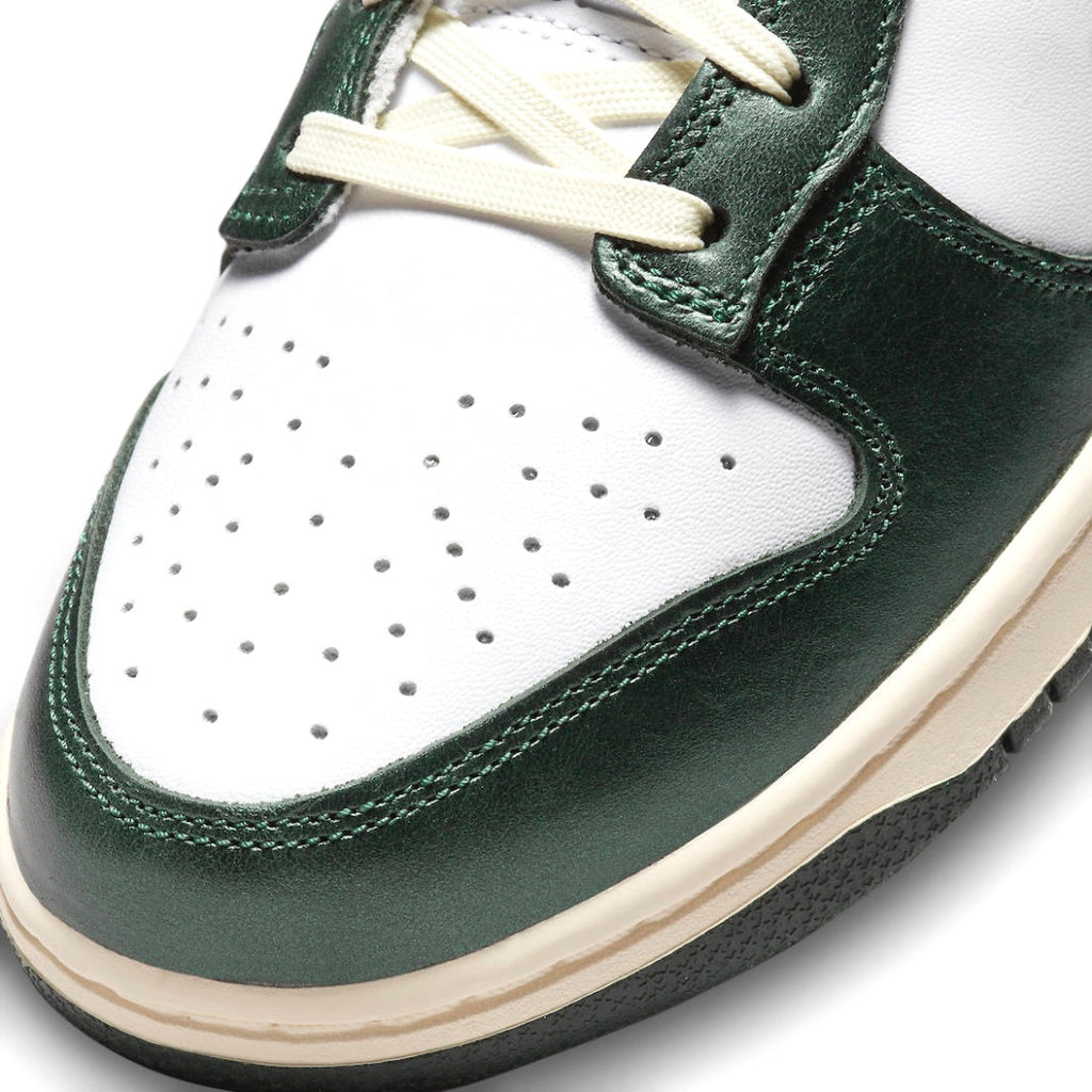 Women's Dunk Low White Pro Green Coconut Milk Vintage Cream