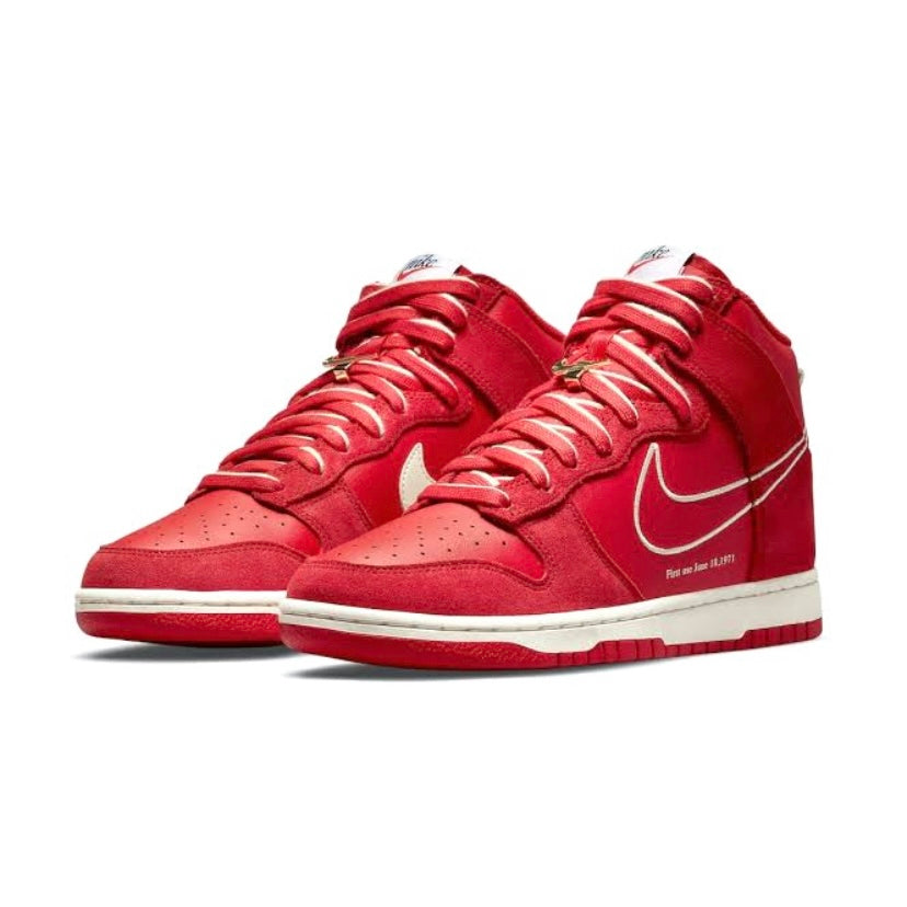 Dunk High First Use Red By Nike