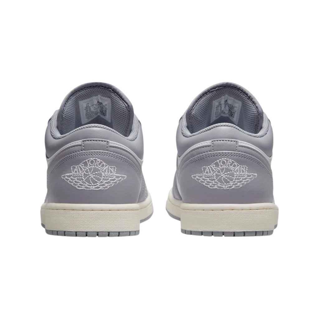 Air Jordan 1 Low Stealth White Sail 553558-053