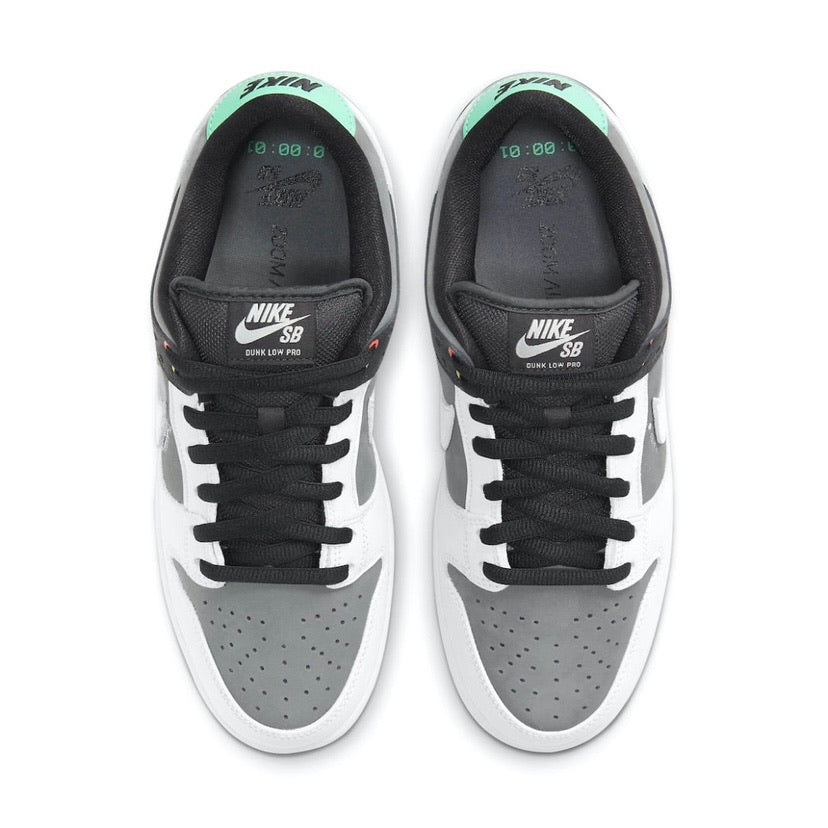 Nike SB Dunk Low VX1000