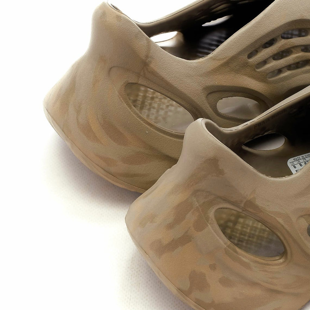 Yeezy Foam Runner RNNR Stone Sage By adidas