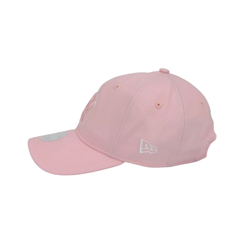 Women's New Era 920 Pre-Curved New York Yankees Pink Monochrome Cap