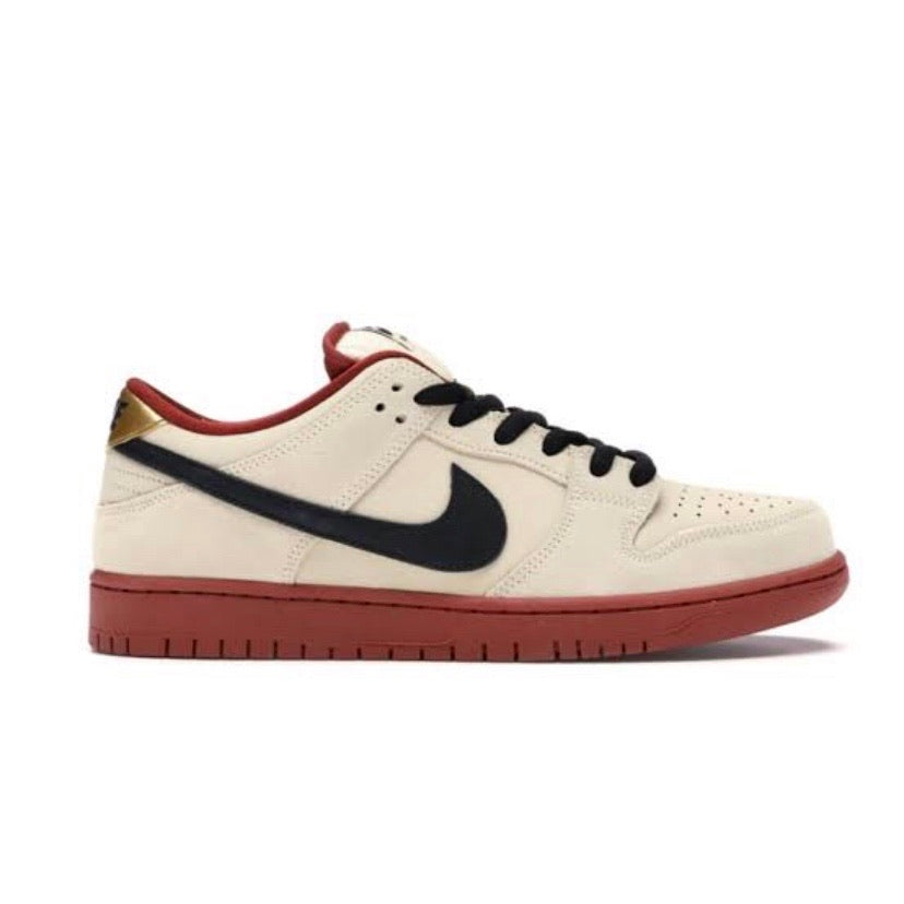 Nike SB Dunk Low Pro Hennessy Muslin Black