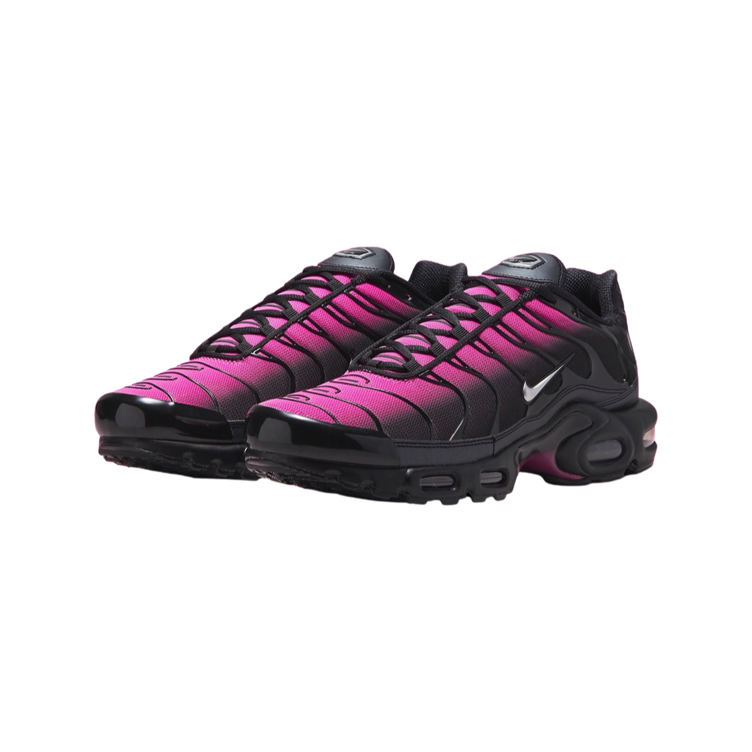 Air max plus sales pink and black