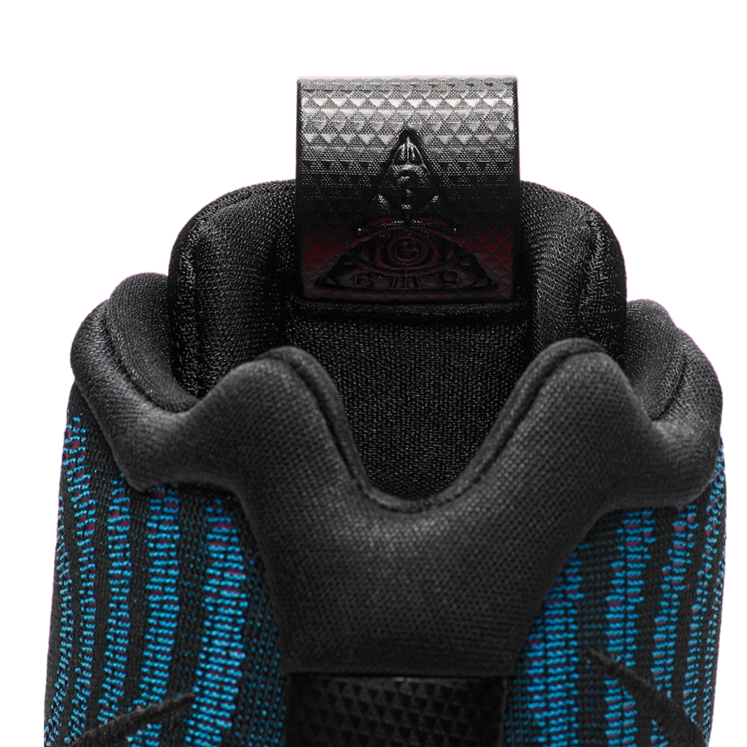 Kyrie 2025 80s shoes